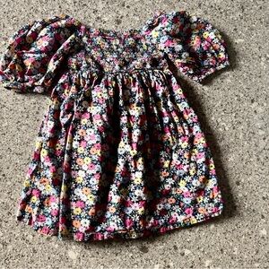 GAP Girl's Floral Smocked Dress - Size XS ⭐🌸